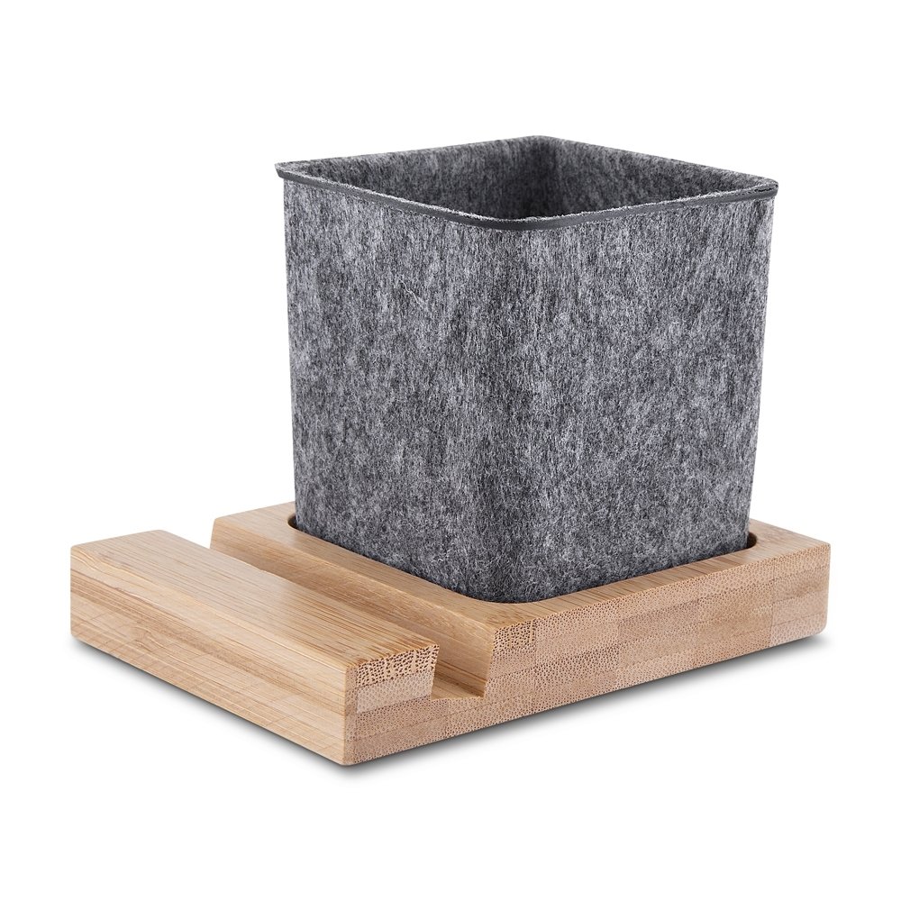 PORTA OBJETOS E CELULAR EM FELTRO C/ DETALHE EM BAMBU- BAMBU PORTA OBJETOS E CELULAR EM FELTRO C/ DETALHE EM BAMBU- BAMBU